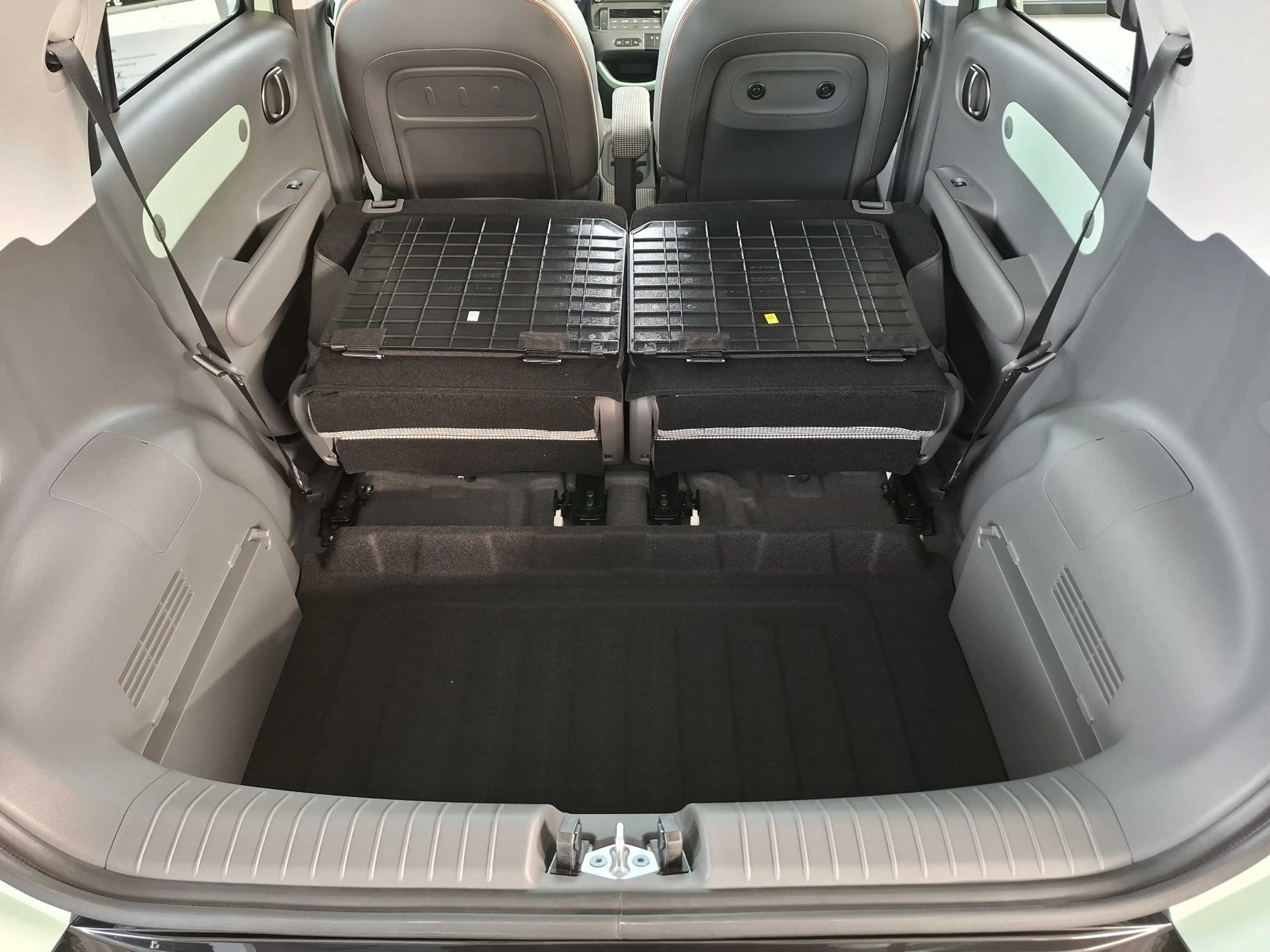 Hyundai Inster Lounge EV (MY27) 49 kWh (115 PS) 2WD — photo 14