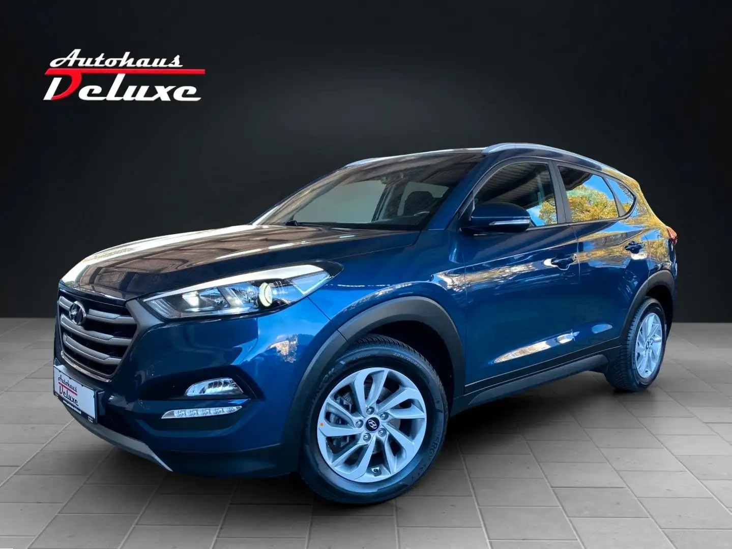 Hyundai TUCSON 1,6 ADVANTAGE NAVI-KAMERA-LED Bleu - 1