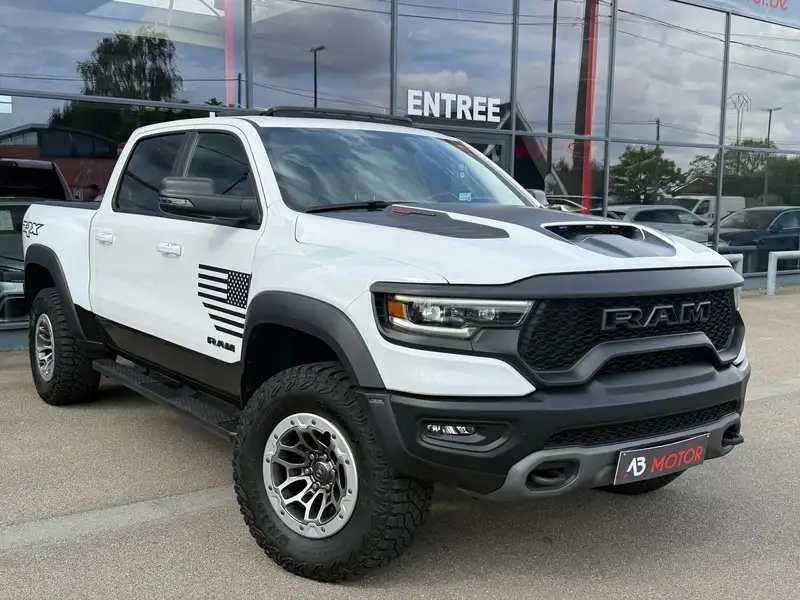 DODGE Ram