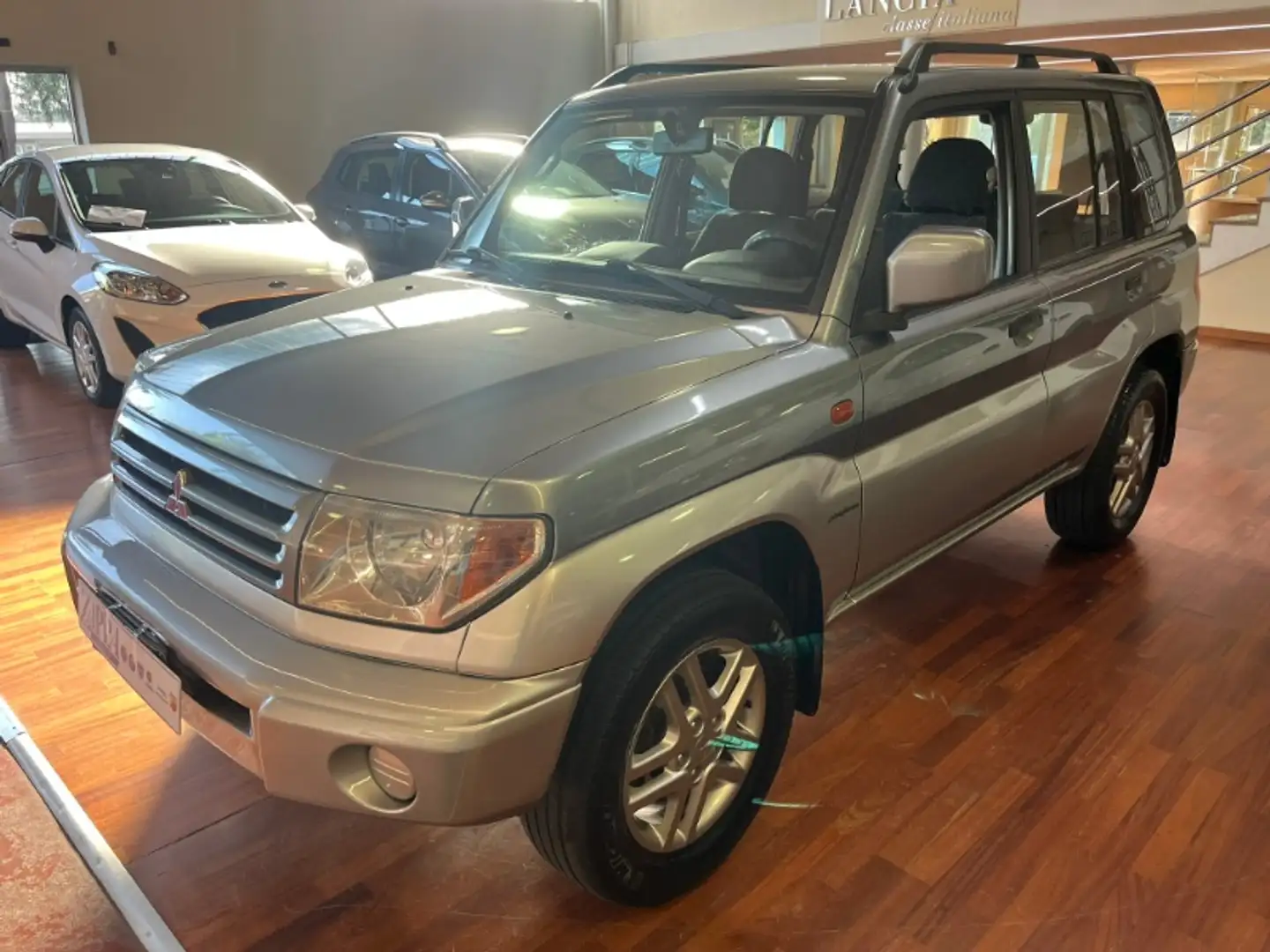 Mitsubishi Pajero Pinin 1.8 16V MPI 5 porte Grau - 1