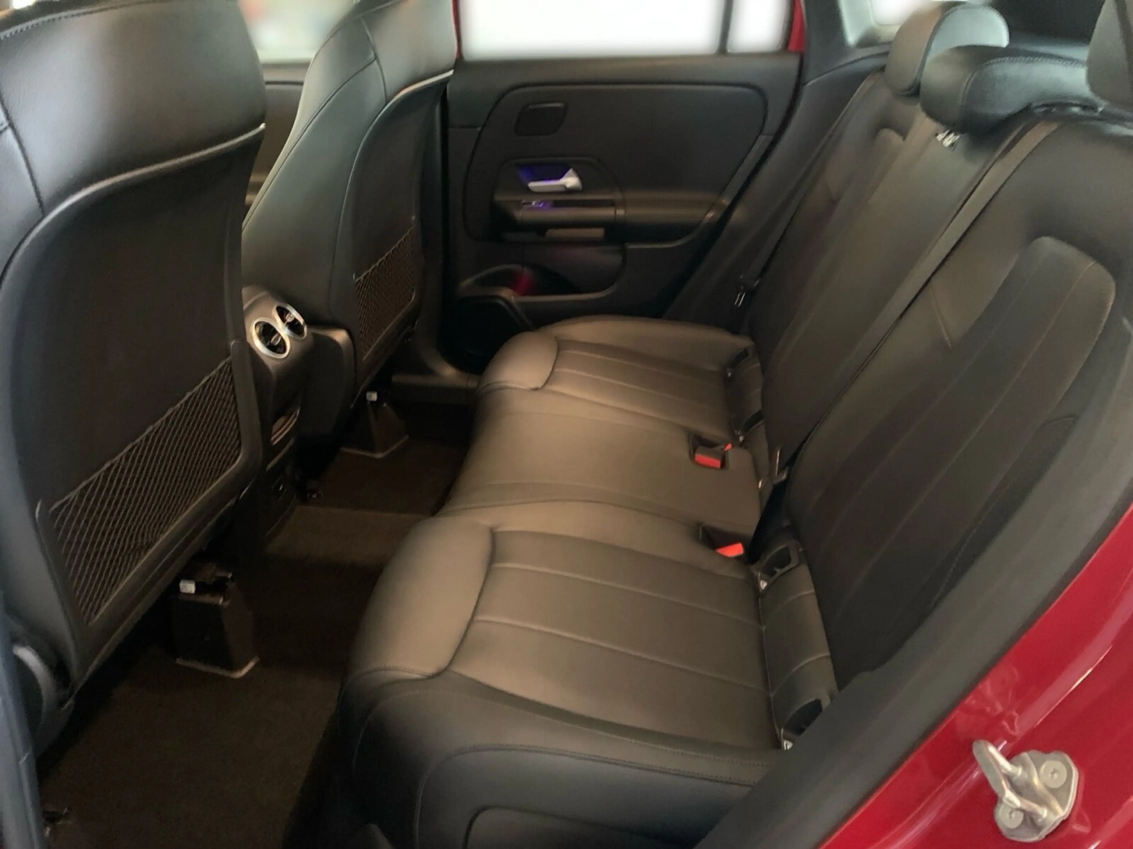 Mercedes-Benz GLA 220 GLA 220 d *STYLE*NAVI*PANORAMA*STANDHEIZUNG*LED — photo 11