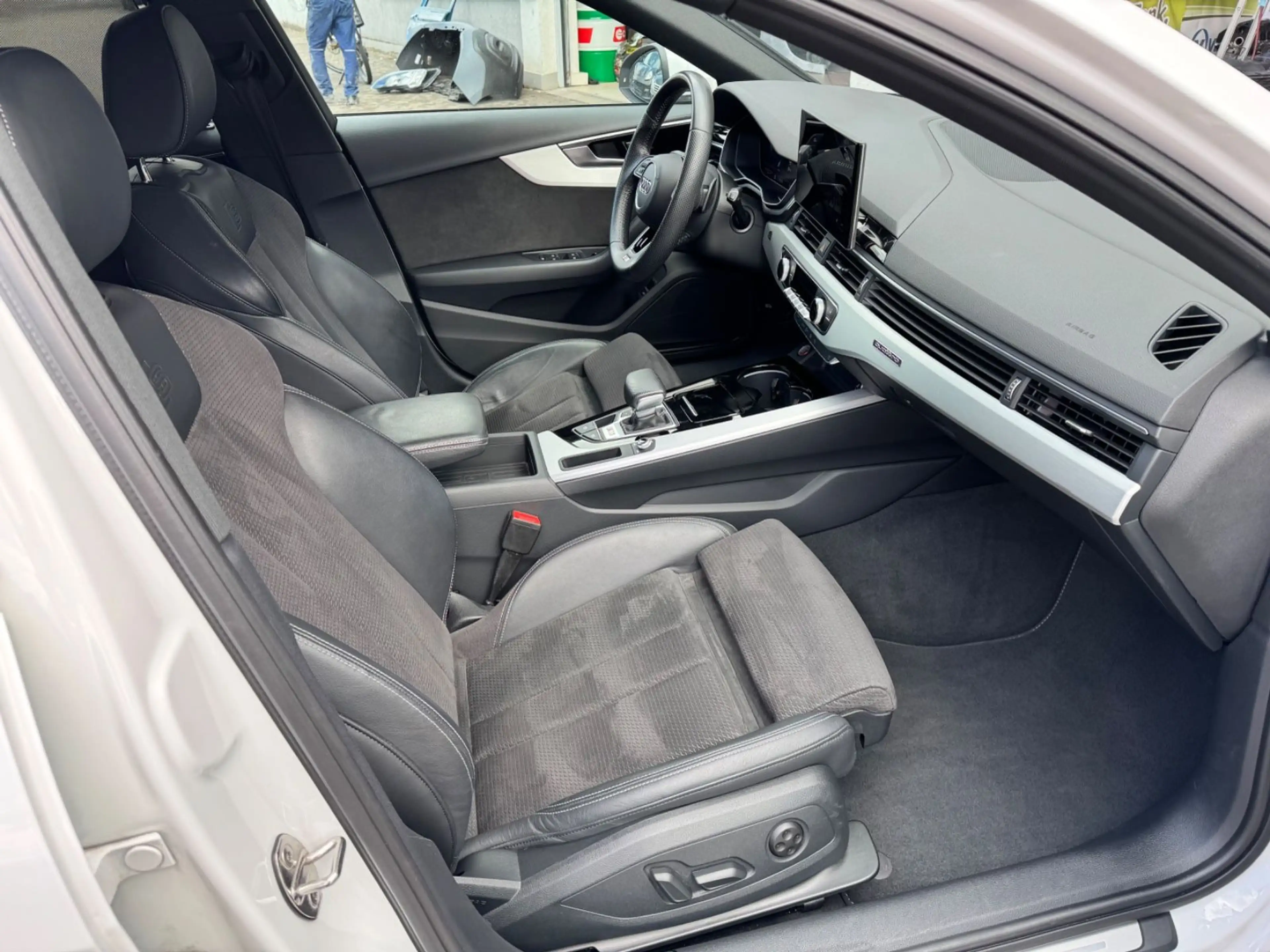 Audi S4 Avant 3.0 TDI quattro Matrix Navi LED — photo 14