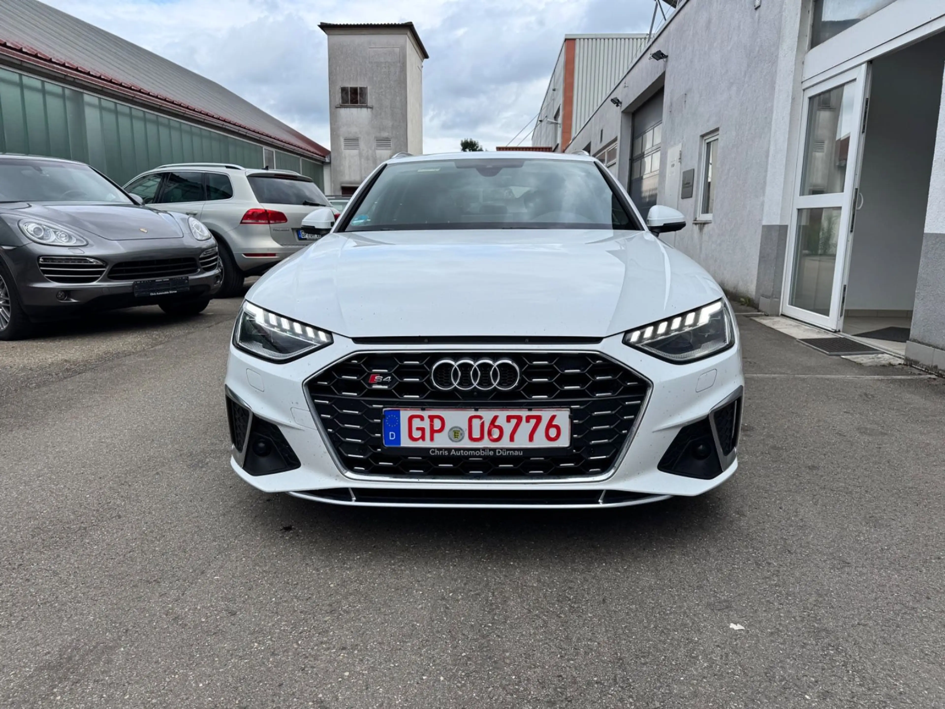 Audi S4 Avant 3.0 TDI quattro Matrix Navi LED — photo 2