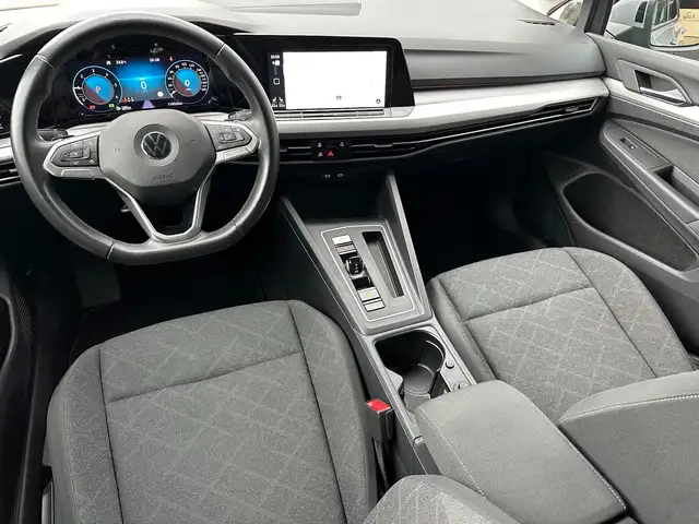 Volkswagen Golf view 13