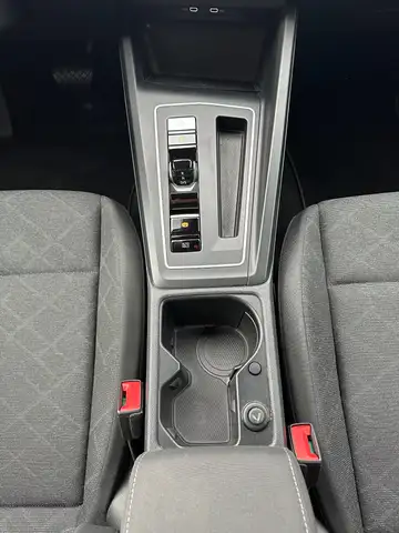 Volkswagen Golf view 15