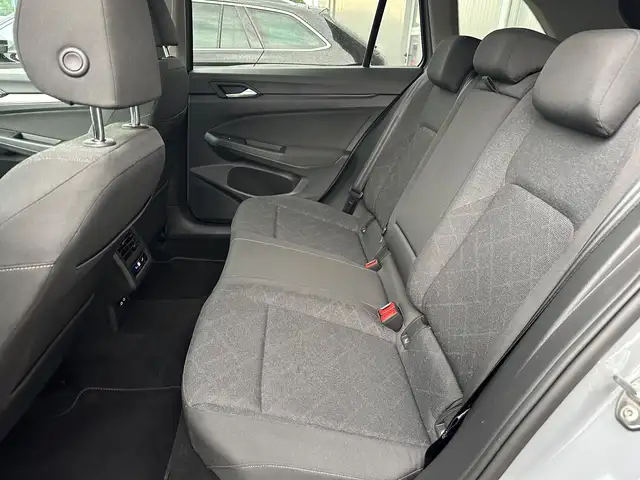 Volkswagen Golf view 12