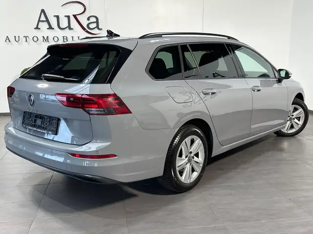 Volkswagen Golf view 4