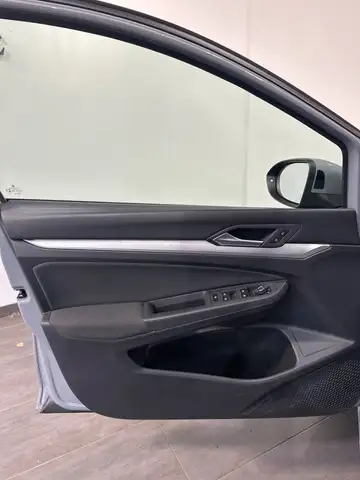 Volkswagen Golf view 8