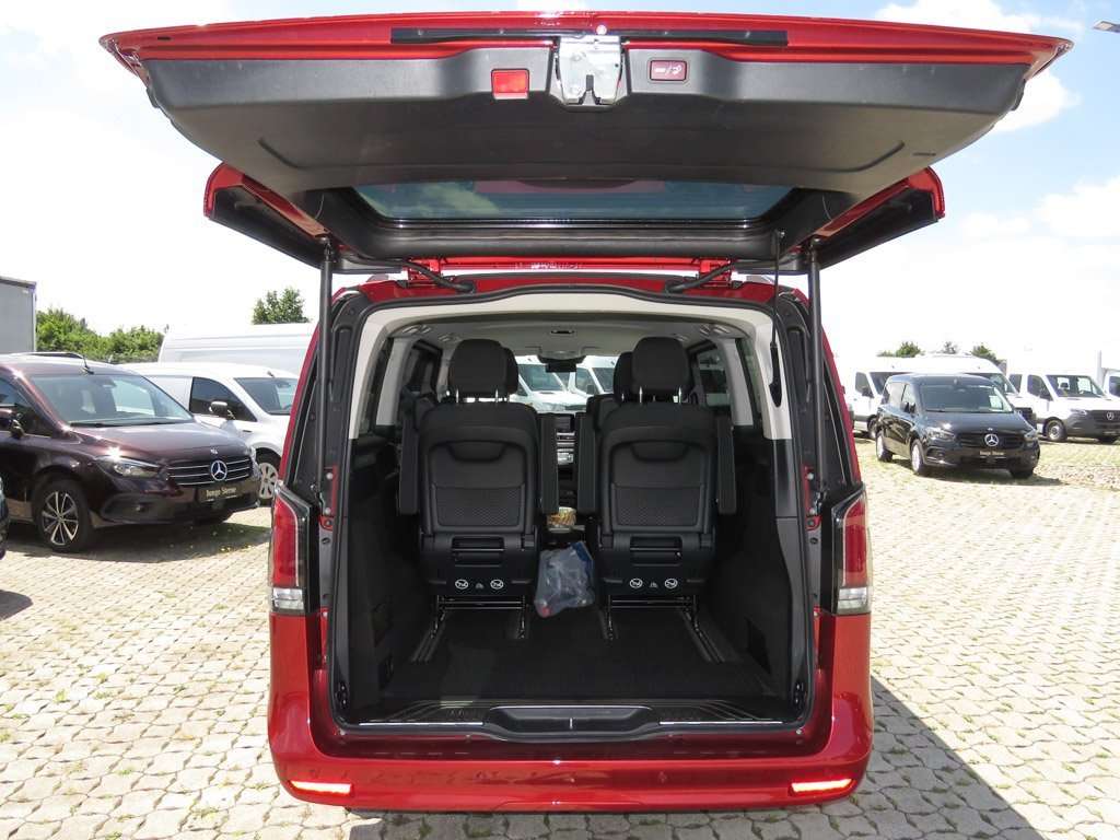 Mercedes-Benz V 250