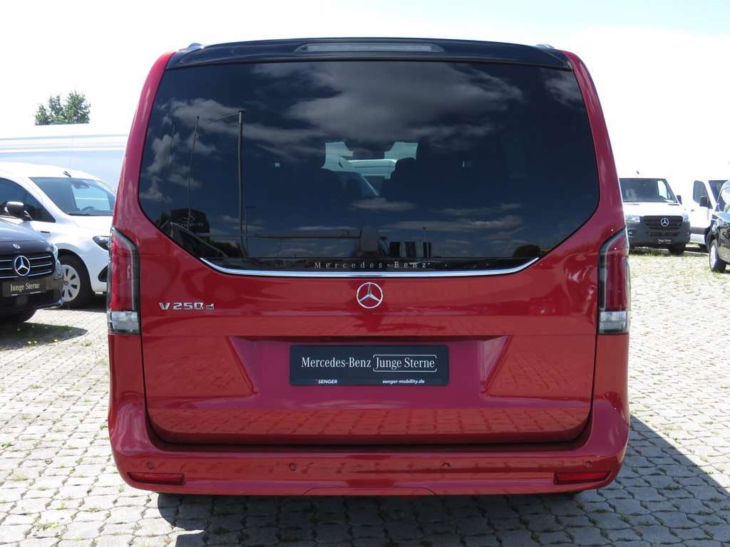 Mercedes-Benz V 250