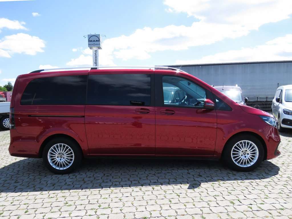 Mercedes-Benz V 250