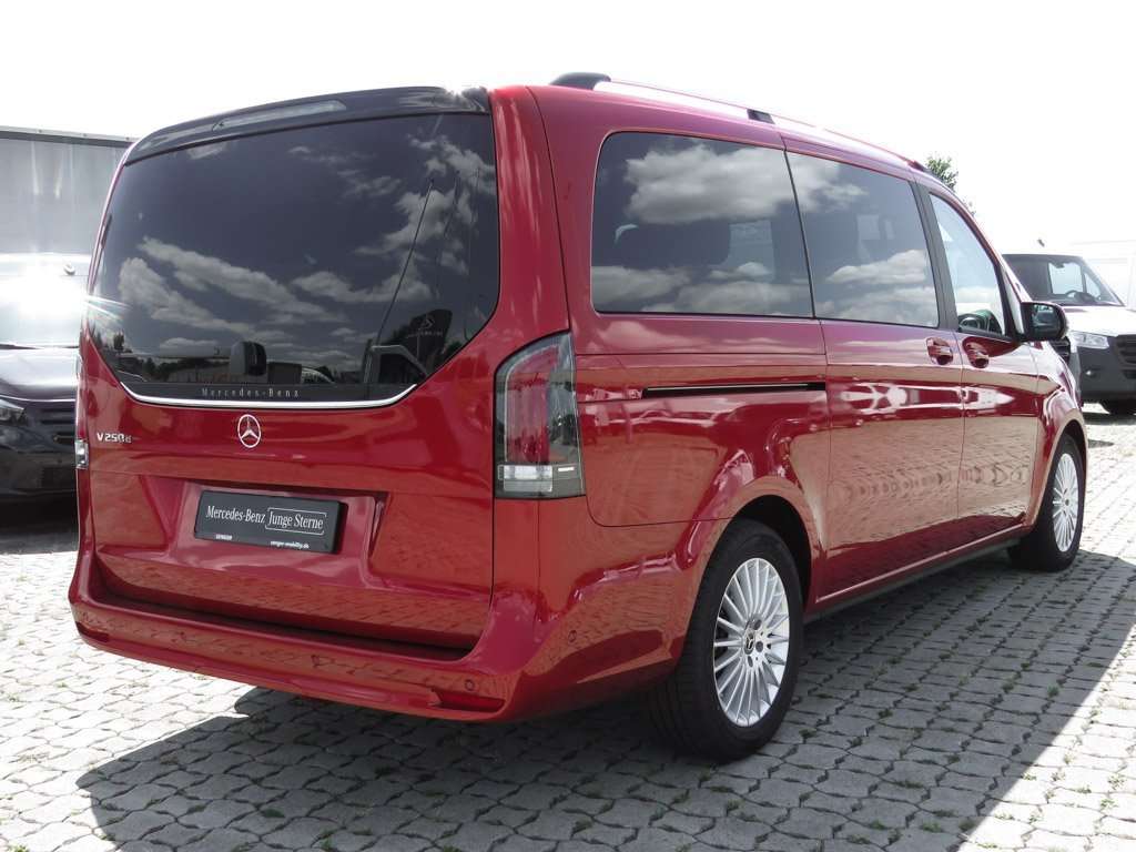 Mercedes-Benz V 250