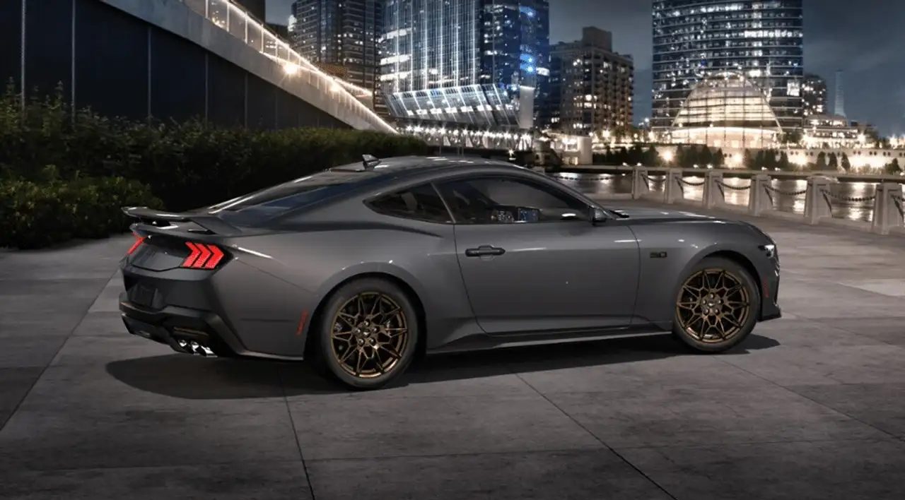 Ford Mustang снимка Ford Mustang