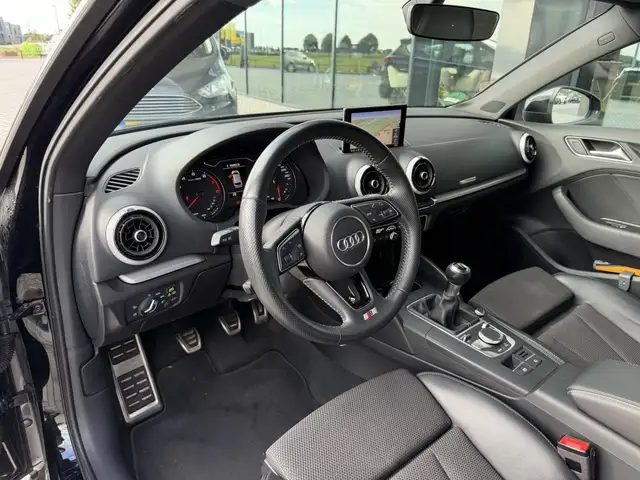 Audi A3 view 6