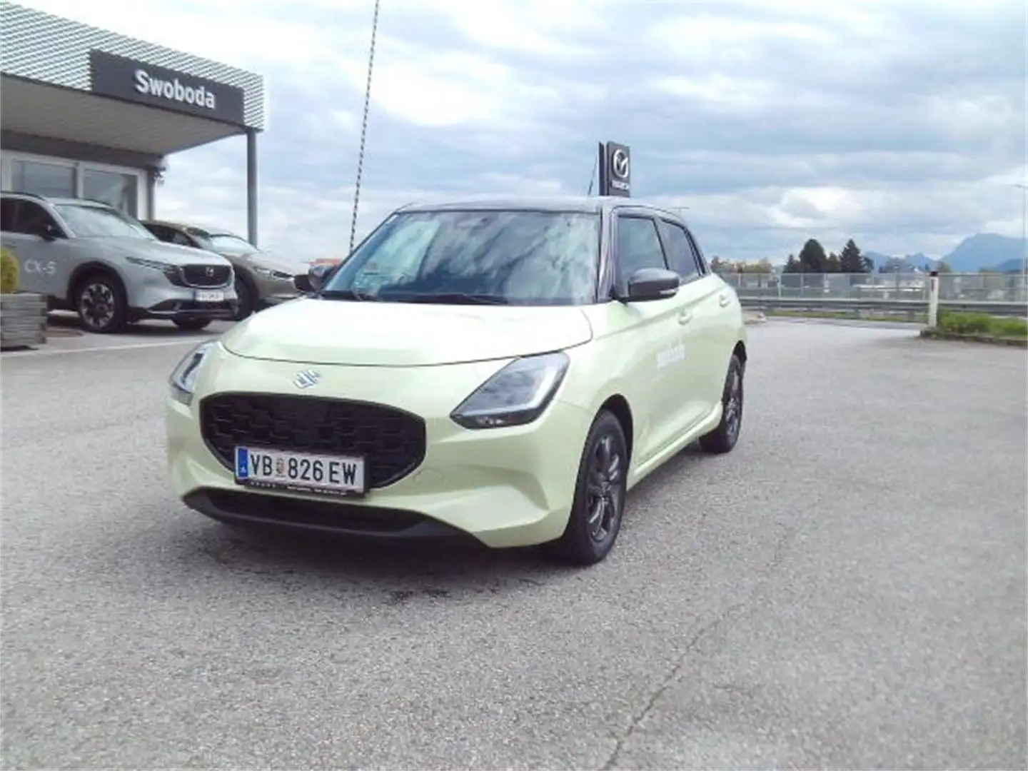 Suzuki Swift 1,2 Hybrid Flash Gelb - 2