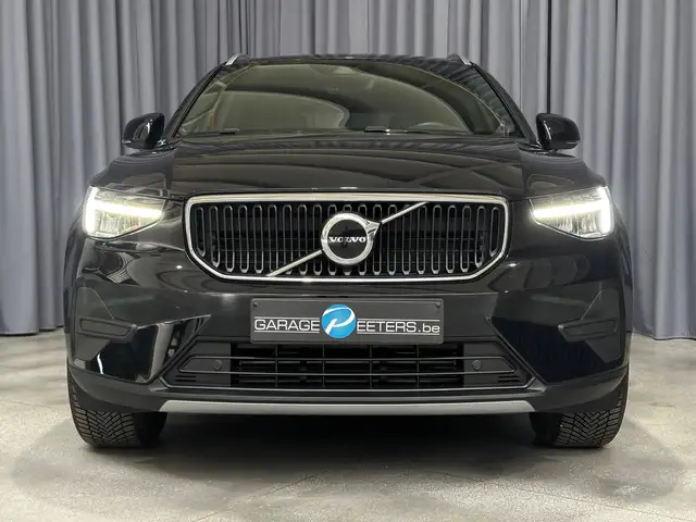 Volvo XC40 view 5