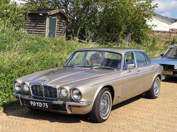 XJ12 undefined