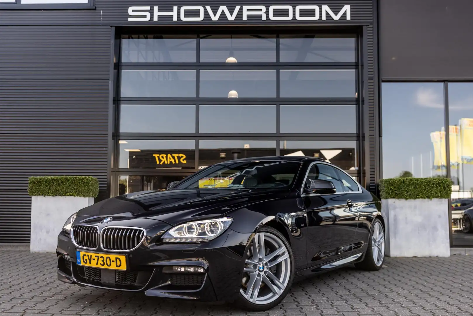 BMW 640 6-serie 640xi M-Sport, Pano, NL Auto, Dealer onder Noir - 2