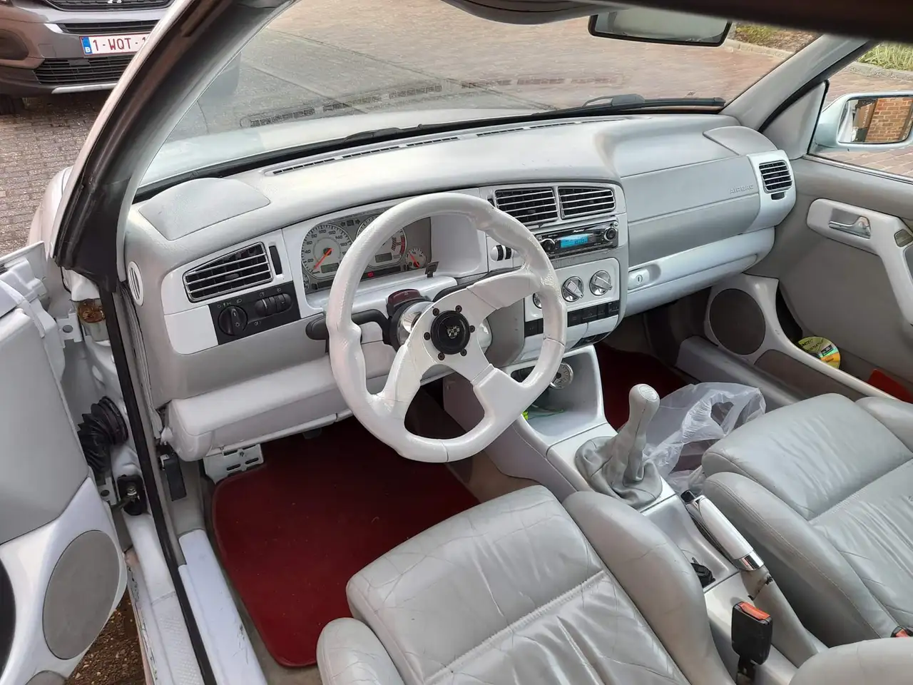 Volkswagen Golf Cabriolet 1.9 TDi Avantgarde, foto 4