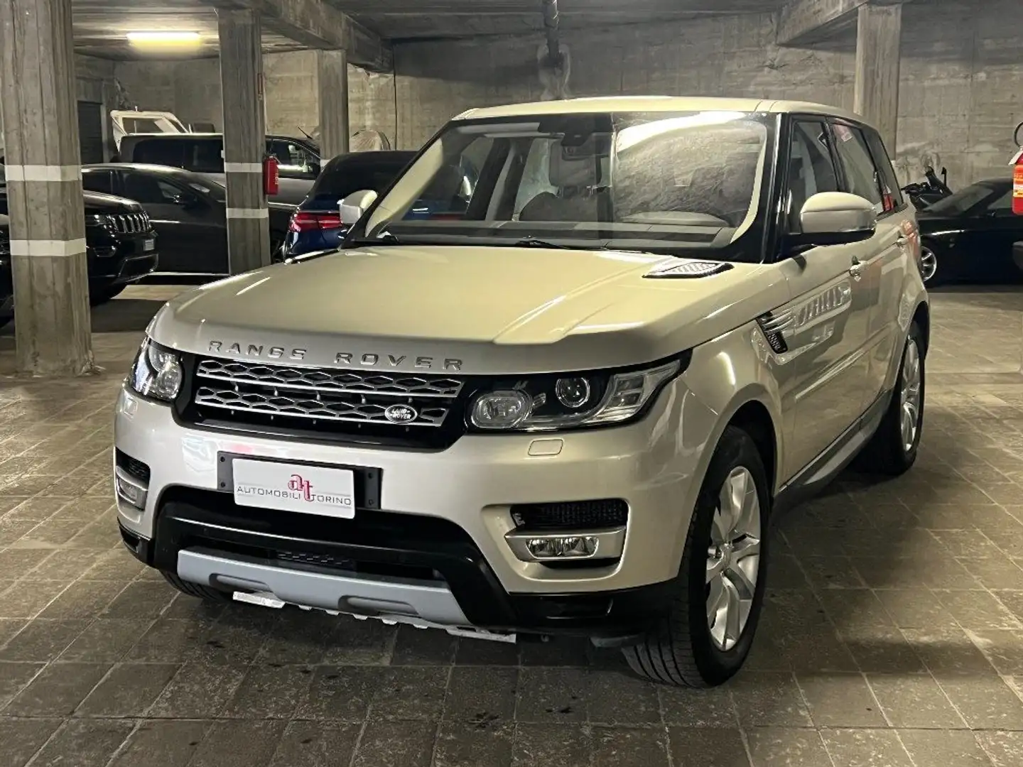 Land Rover Range Rover Sport 3.0 TDV6 HSE Bronce - 1