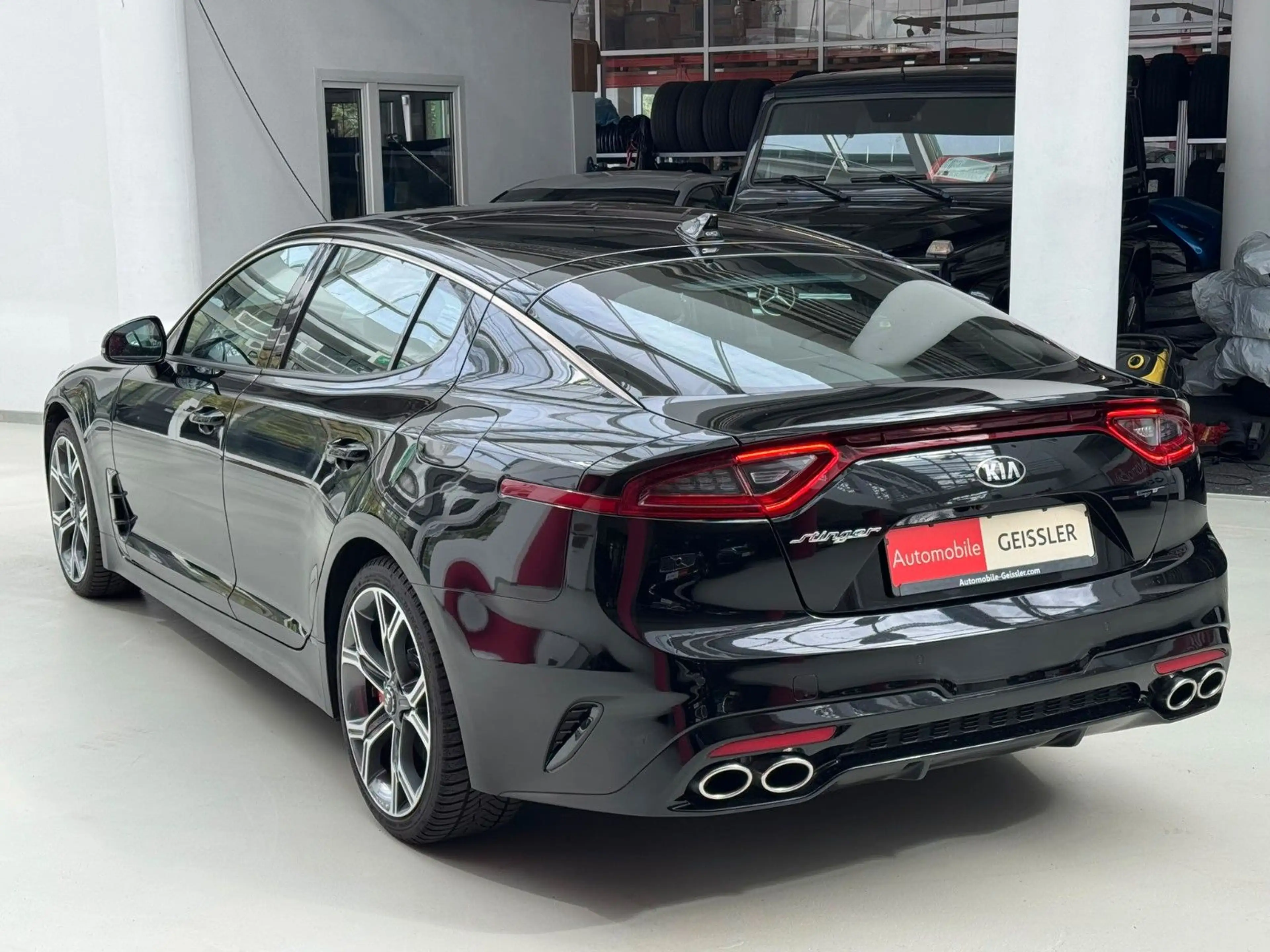 Kia Stinger GT 4WD Panoramad. — photo 3