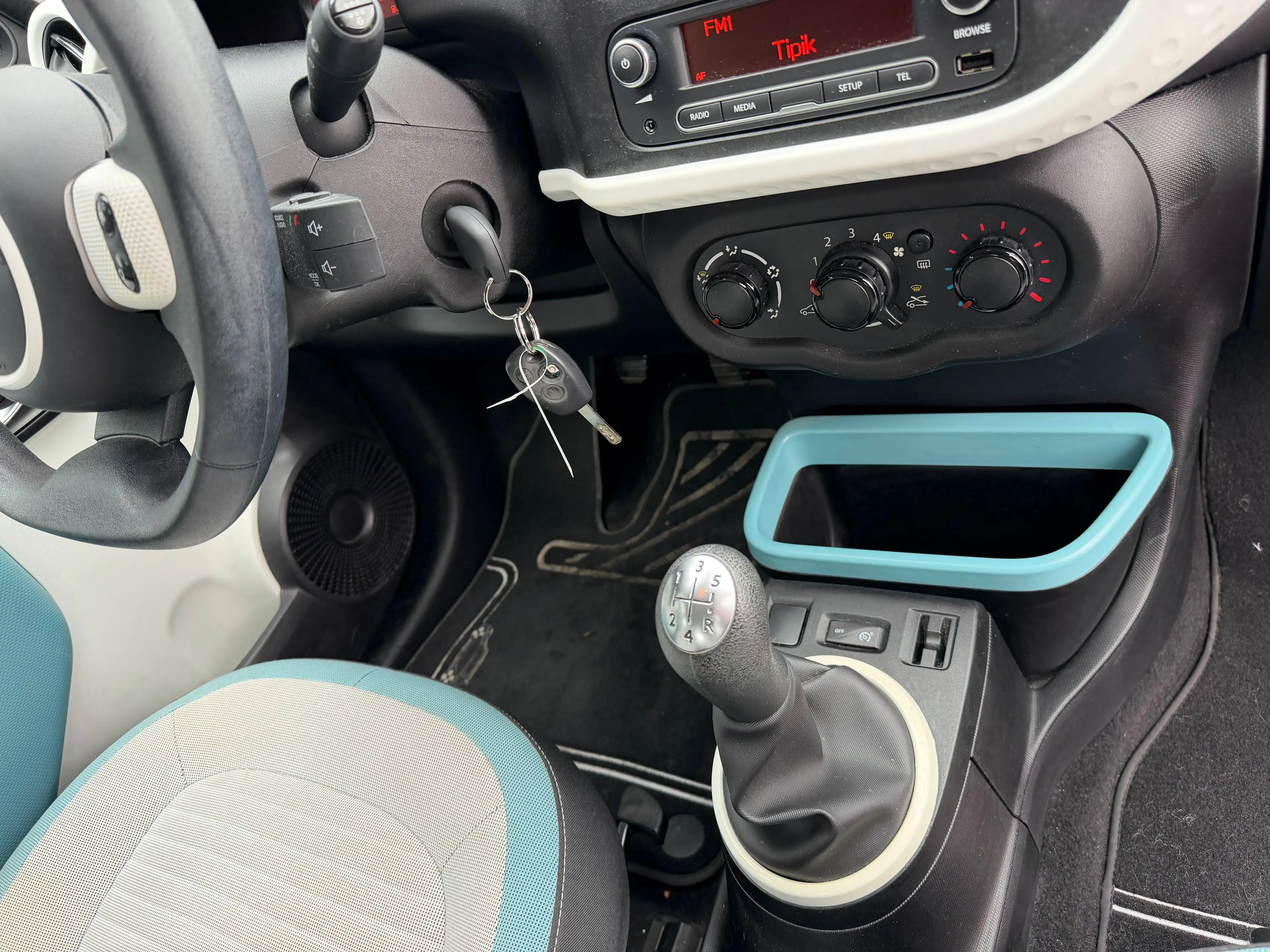Renault Twingo 1.0i SCe+GARANTIE 1 AN+EURO 6B+CARNET COMPLET — photo 11