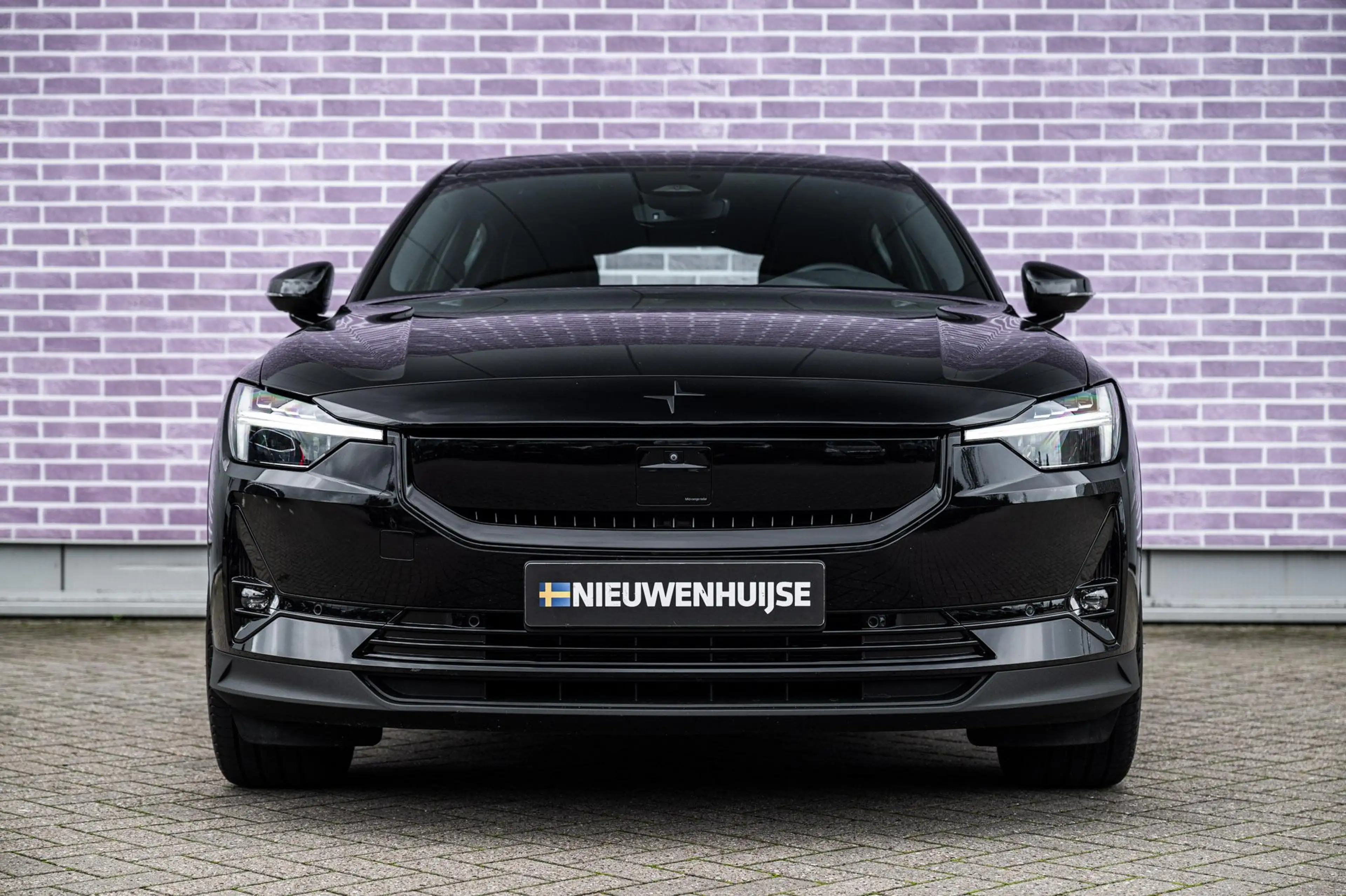 Polestar 2 Long Range Single Motor Plus 82 kWh — photo 9