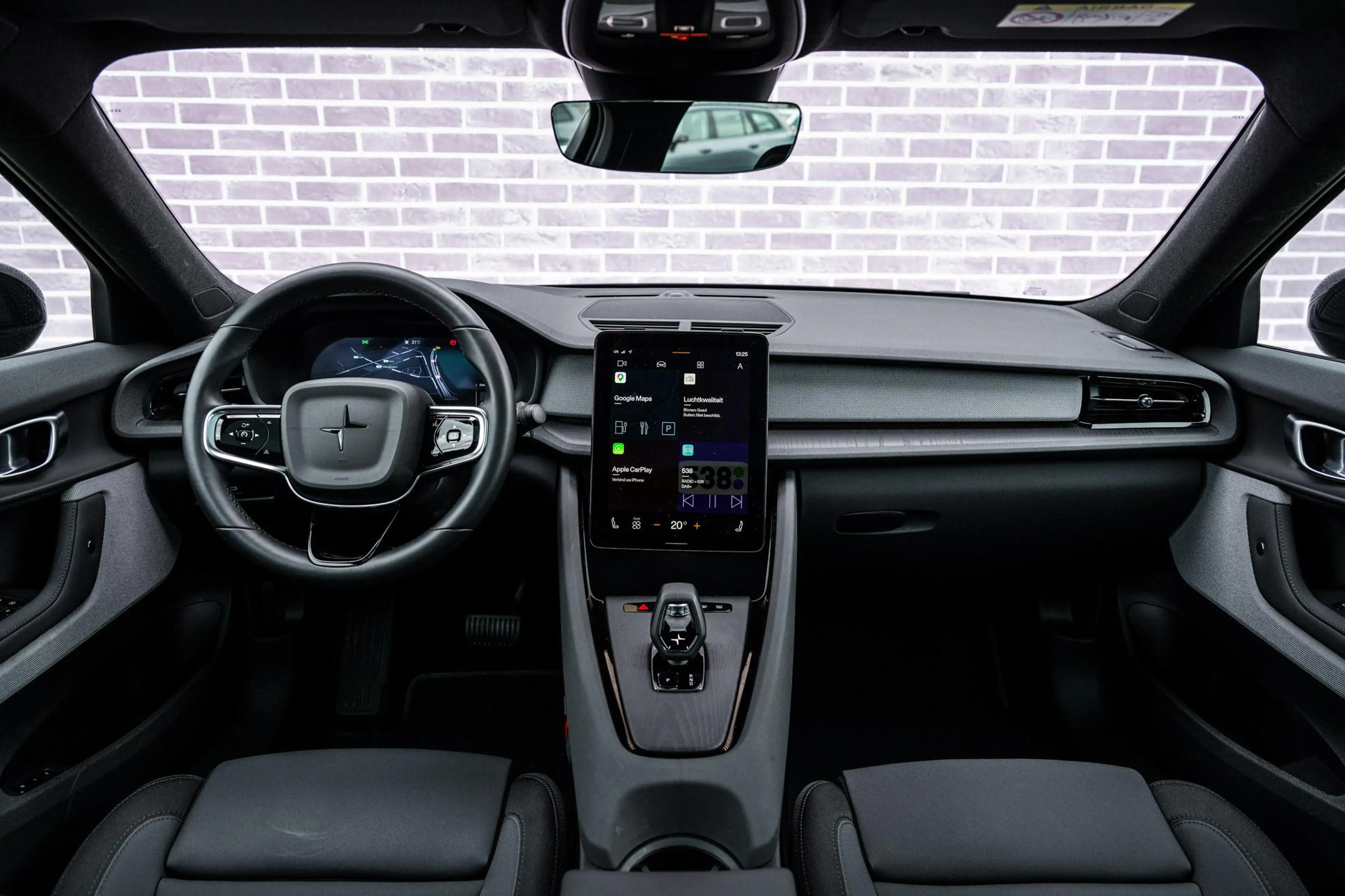 Polestar 2 Long Range Single Motor Plus 82 kWh — photo 5