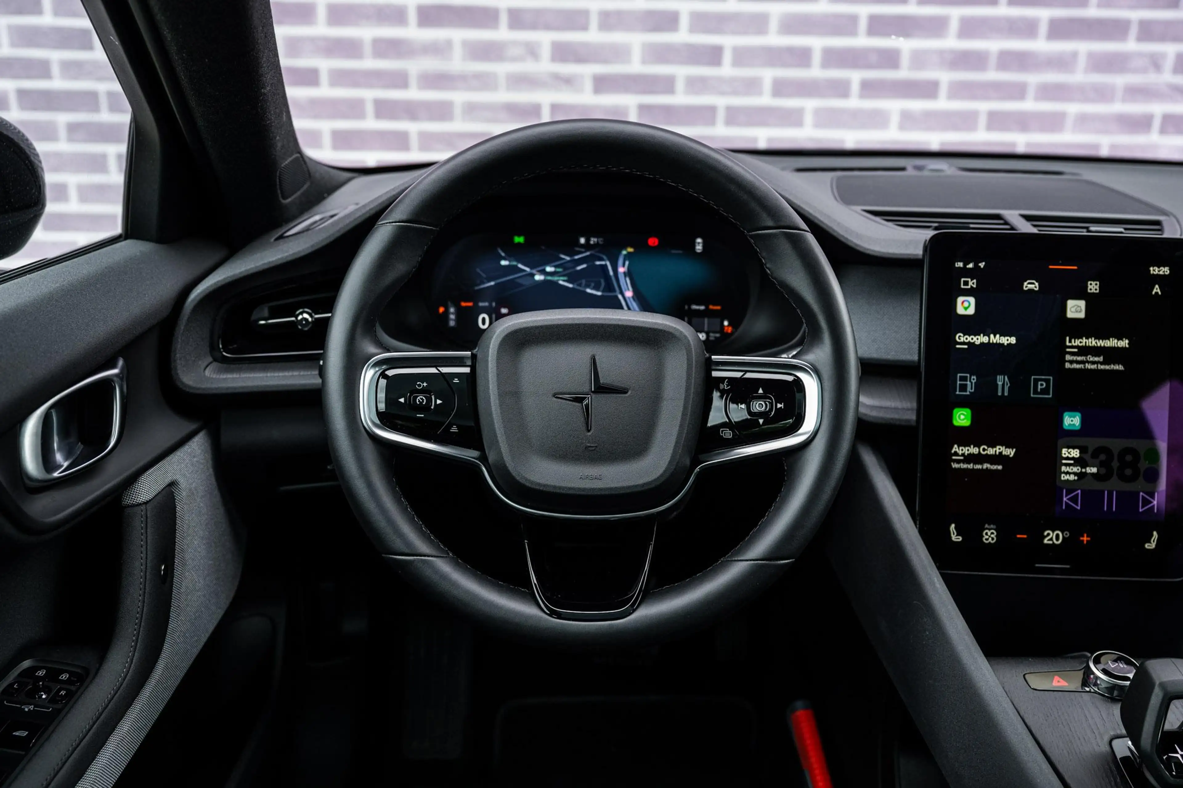 Polestar 2 Long Range Single Motor Plus 82 kWh — photo 3