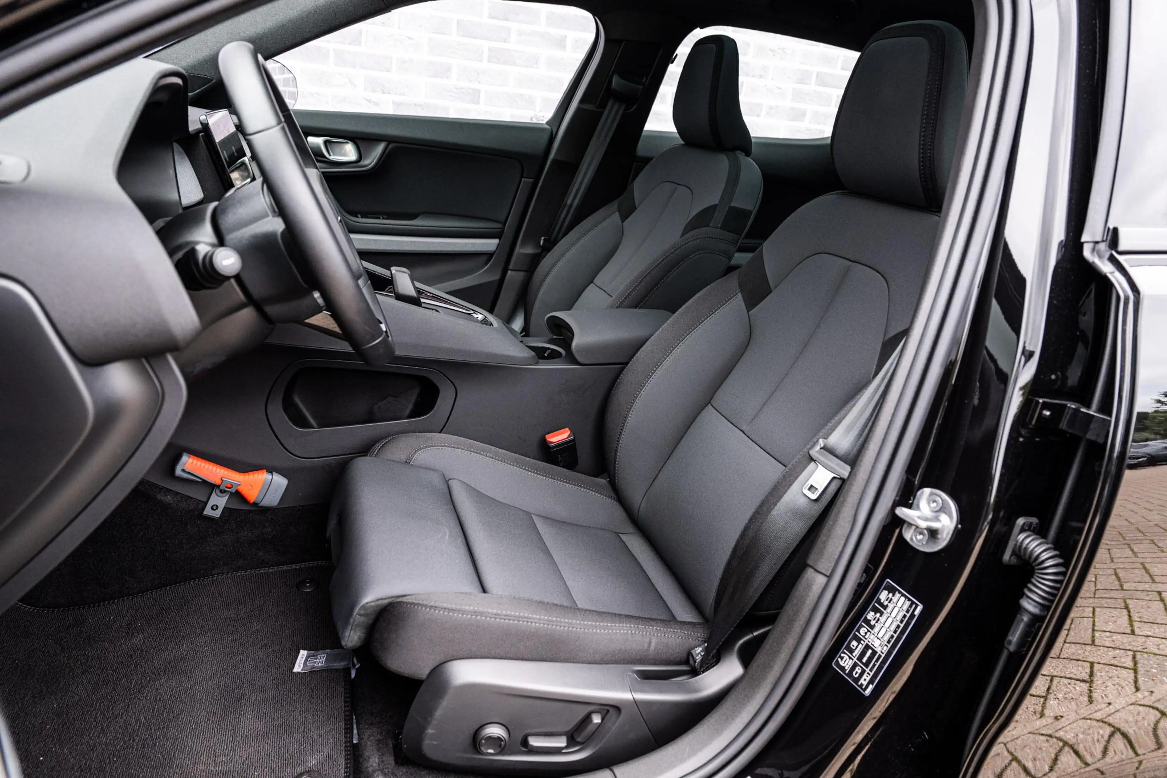 Polestar 2 Long Range Single Motor Plus 82 kWh — photo 6