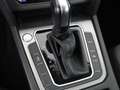 Volkswagen Passat Variant 2.0 TDI Aut LED RADAR NAVI R-CAM Grau - thumbnail 16