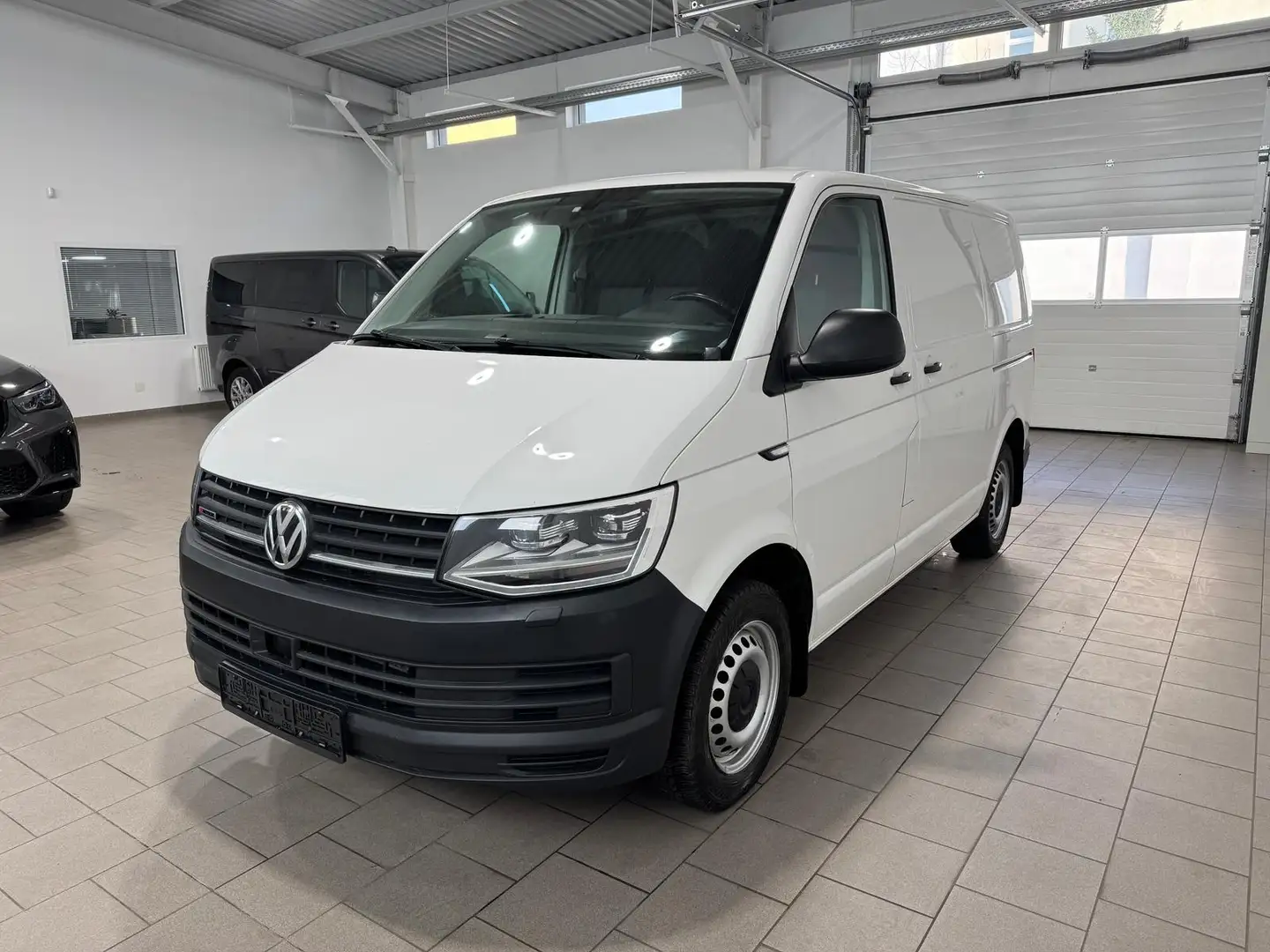 Volkswagen T6 Transporter T6 Kasten,4Motion,ACC,AHK,Standh,2 Schiebet. Weiß - 1