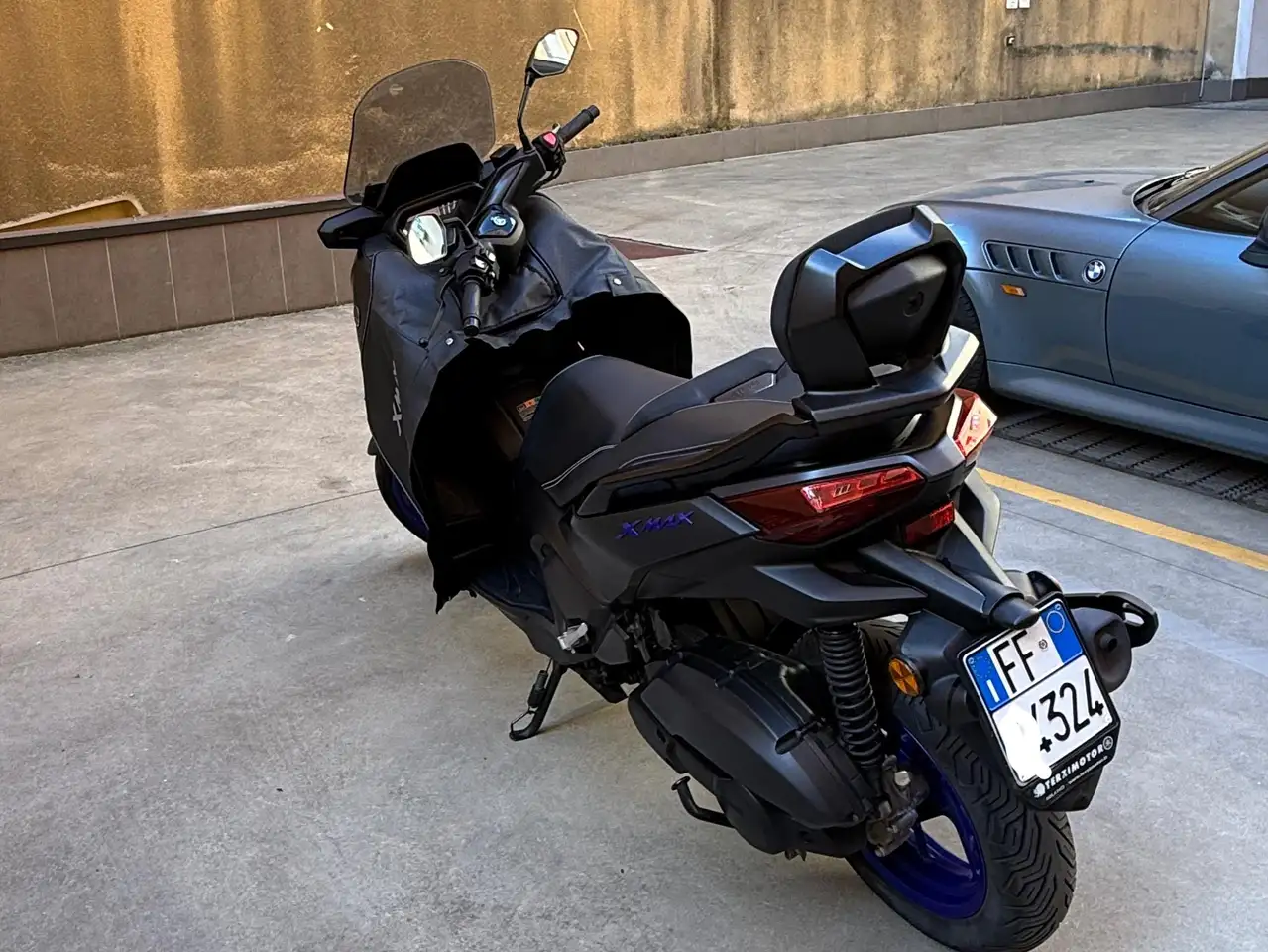 Yamaha X-Max 125