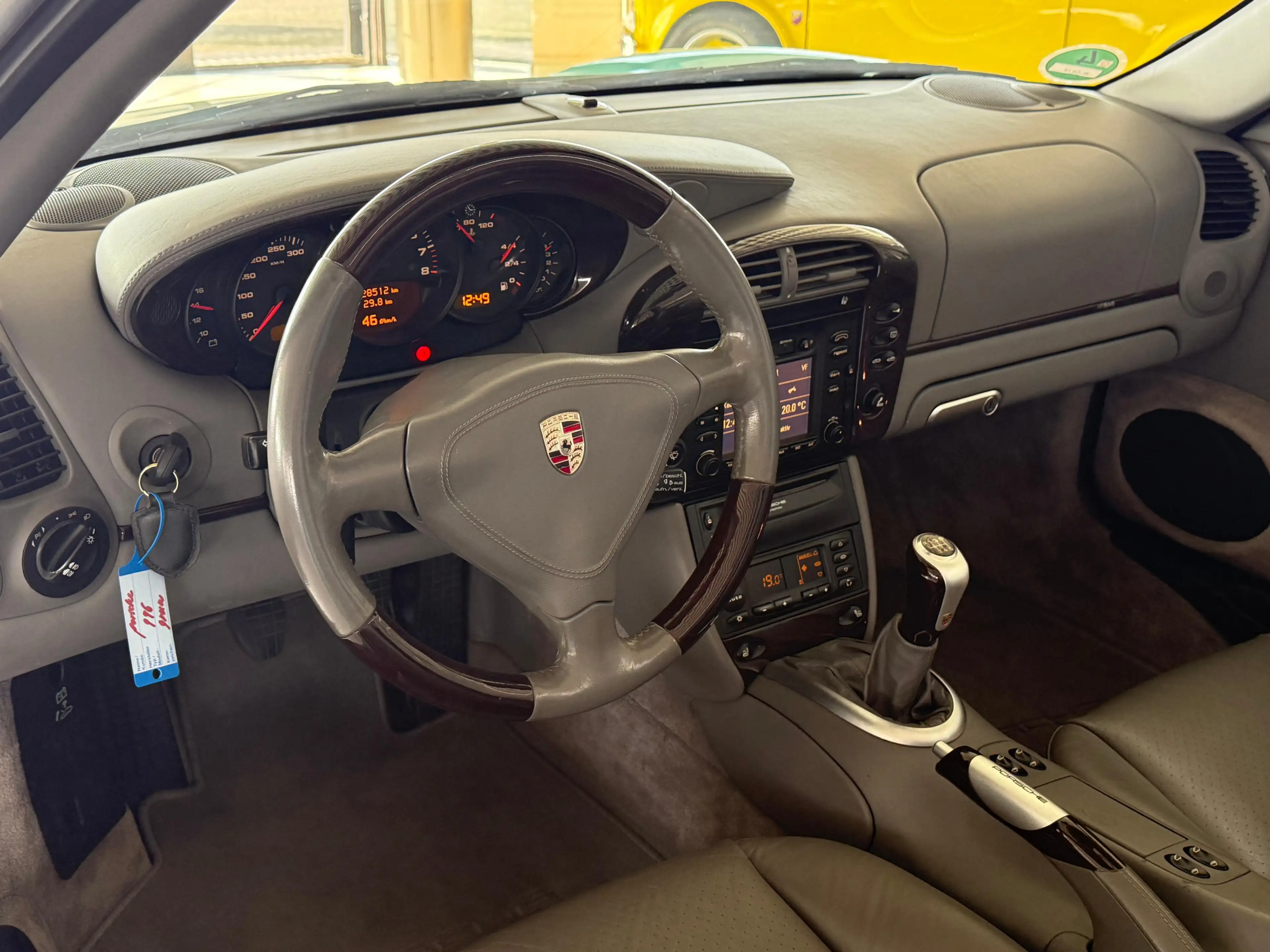 Porsche 996 911 Carrera 4 Cabriolet SPORT-AGA HARDTOP — photo 10