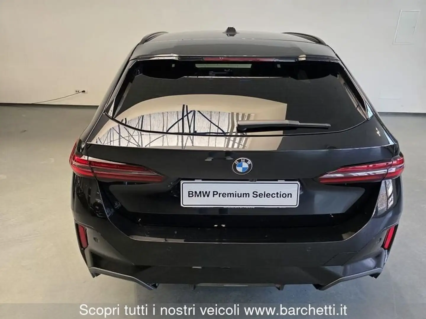BMW 520 Serie 5 520d Touring 48V xdrive Msport auto Nero - 2