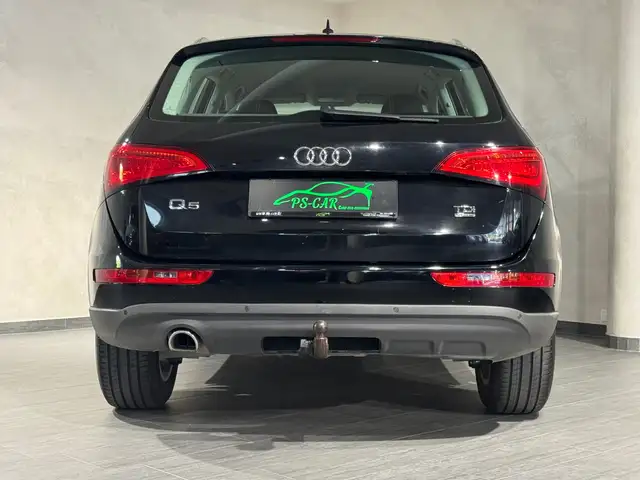 Audi Q5 view 14