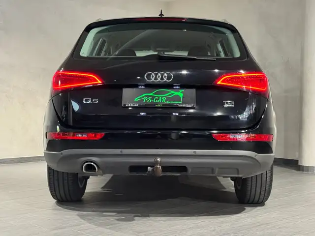 Audi Q5 view 13
