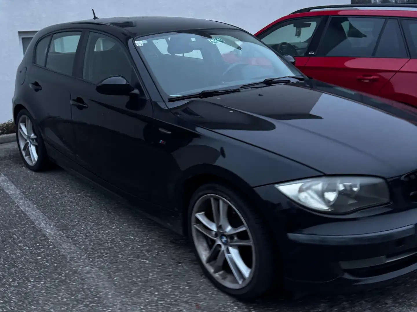 BMW 118 118d Schwarz - 2