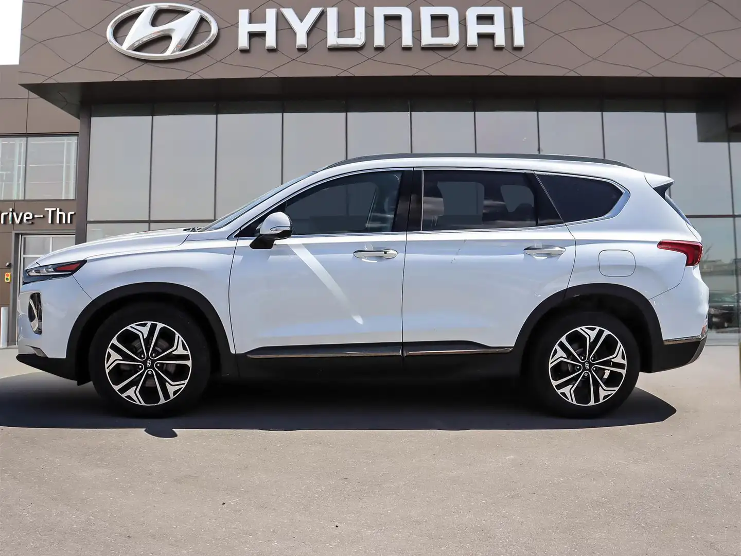 Hyundai Santa Fe снимка Hyundai Santa Fe