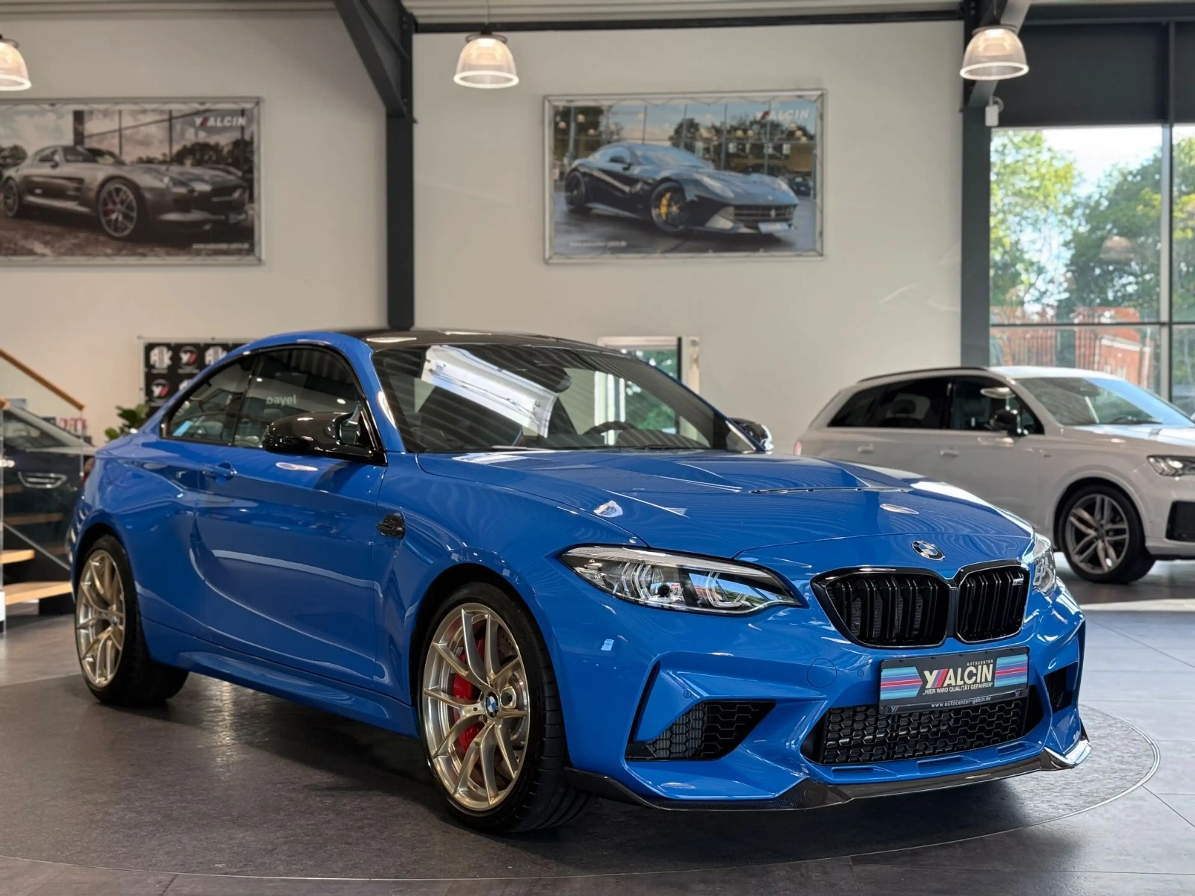 BMW M2 CS S-HEFT/CARBON/AKRAPOVIC/R-CAM/NAVI/X-PEL — photo 2