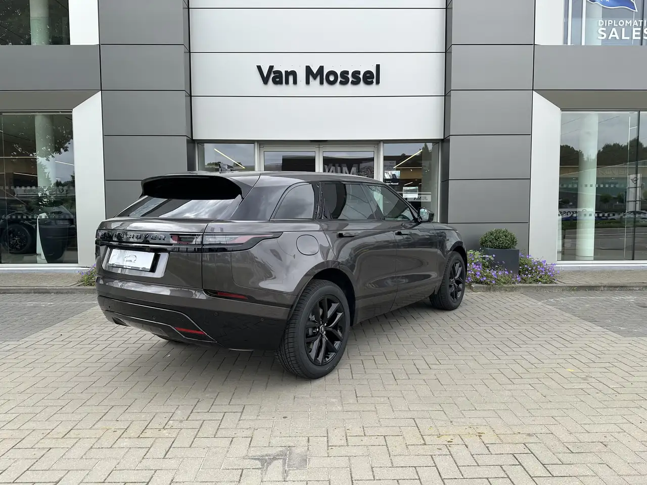 Land Rover Range Rover Velar 2026