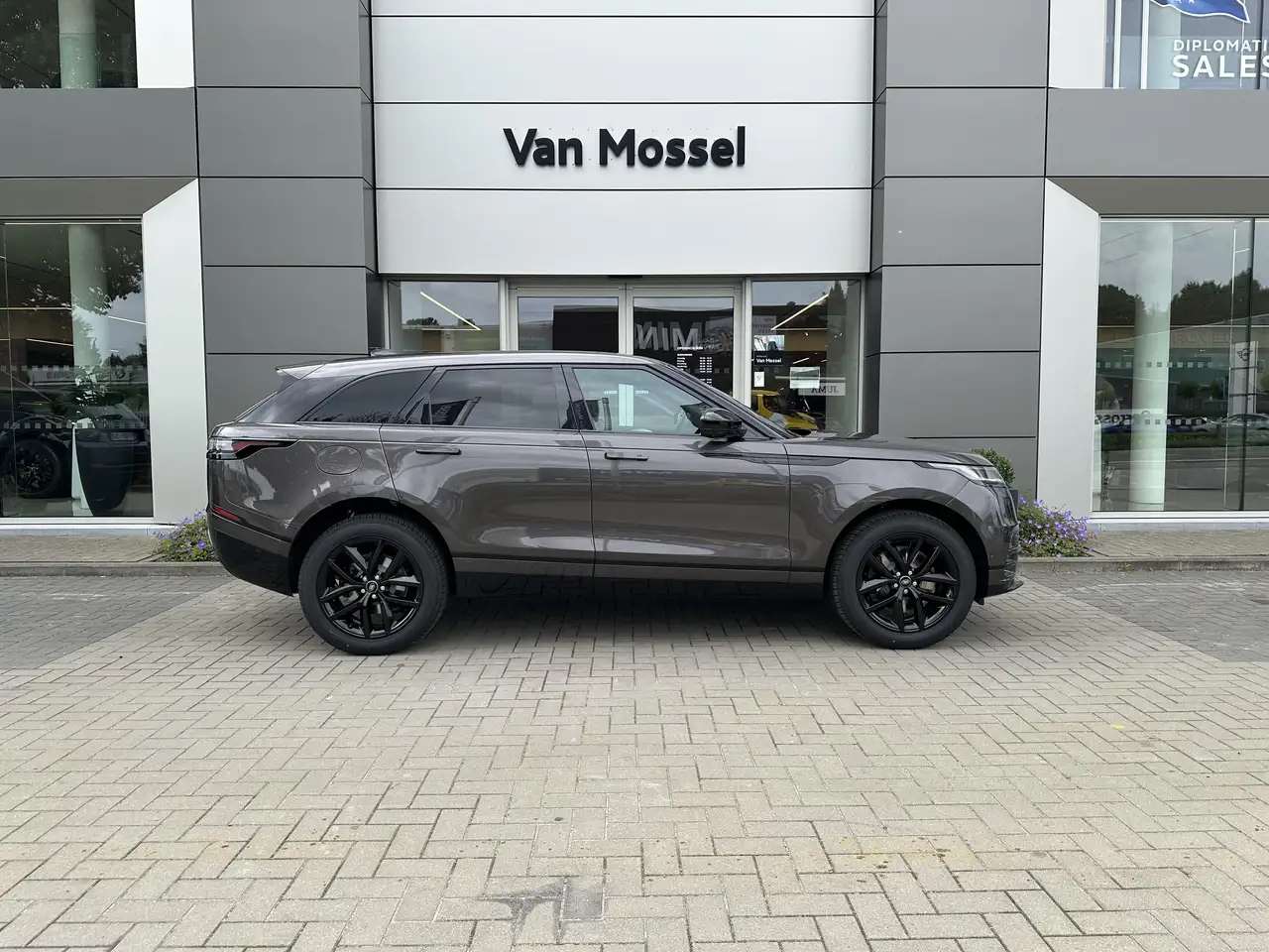 Land Rover Range Rover Velar 2026