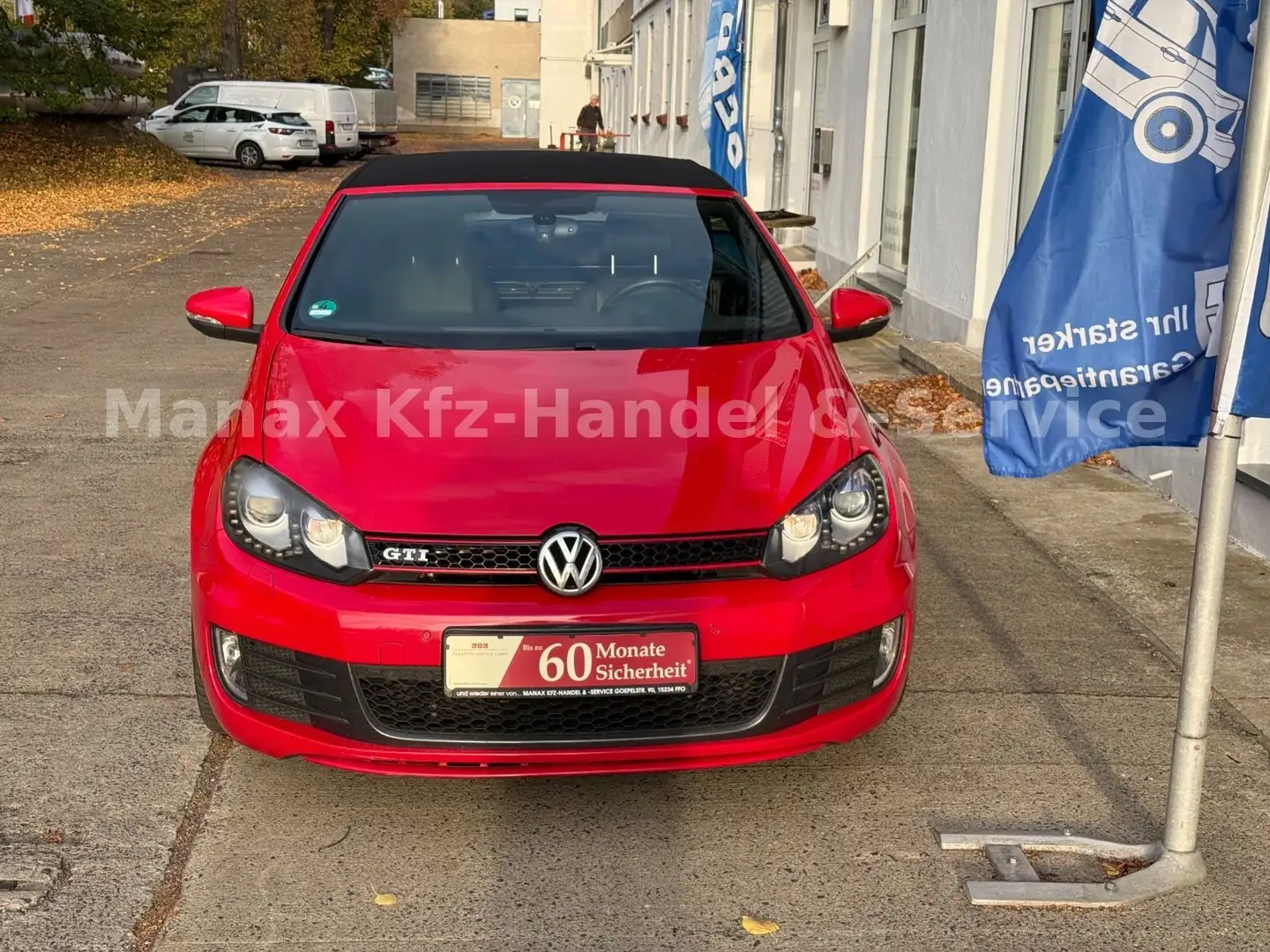 Volkswagen Golf VI Cabriolet GTI Rouge - 2