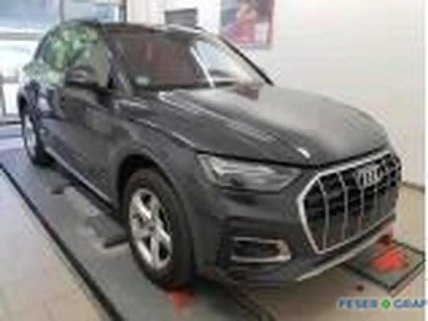 Audi Q5 40 2.0 TDI quattro MatrixOLED*SHZ*Pano*OffroadStyl Grau - 2