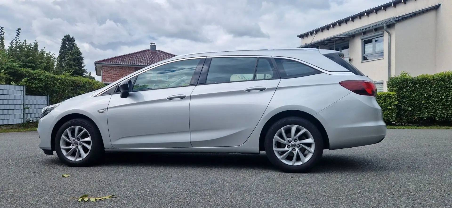 Opel Astra K Sports Tourer Business Elegance 1 Hand Argent - 2