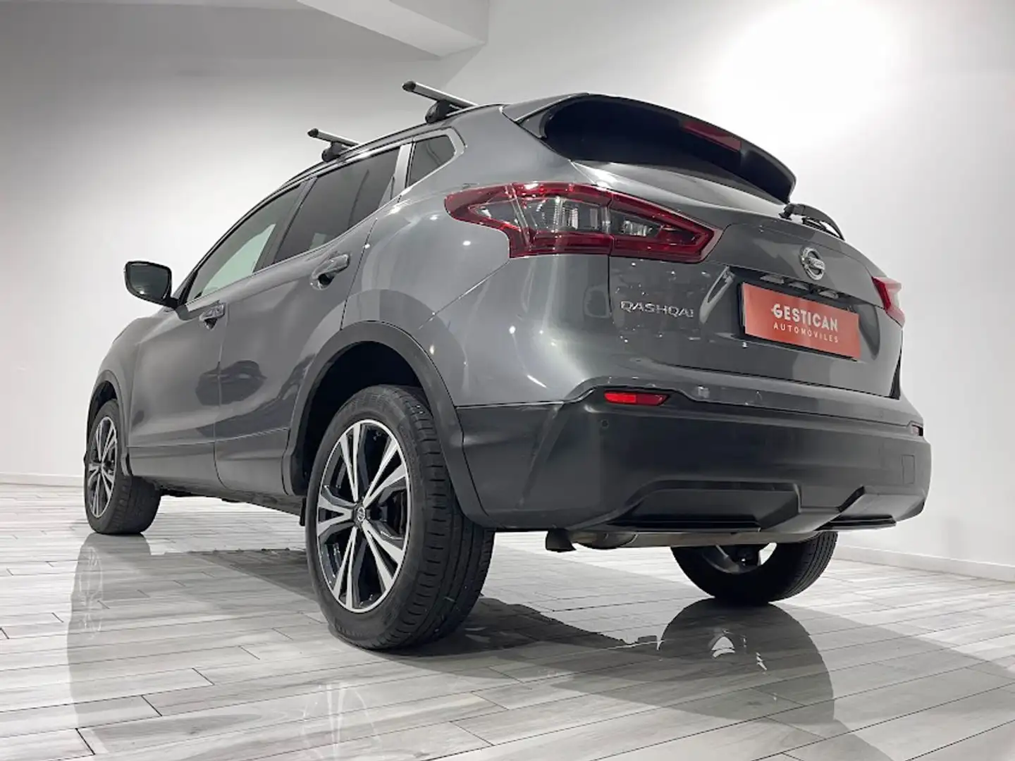 Nissan Qashqai DIG-T 103 kW (140 CV) E6D ACENTA Gris - 2