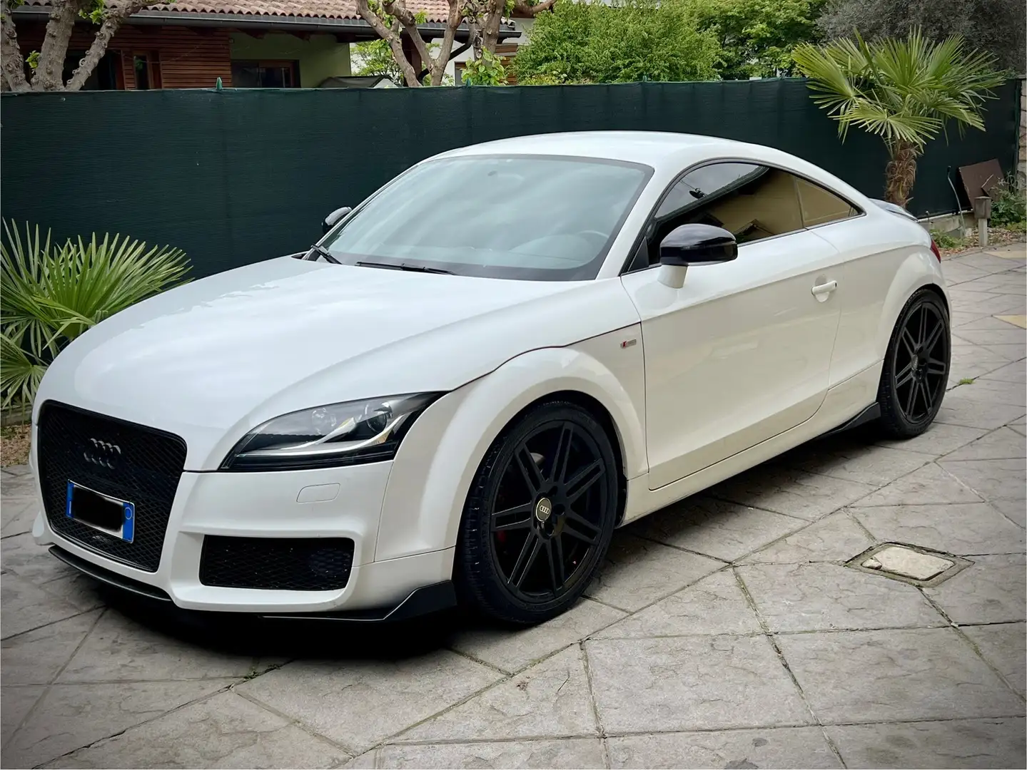 Audi TT 2.0 tfsi 211cv S-line - 1