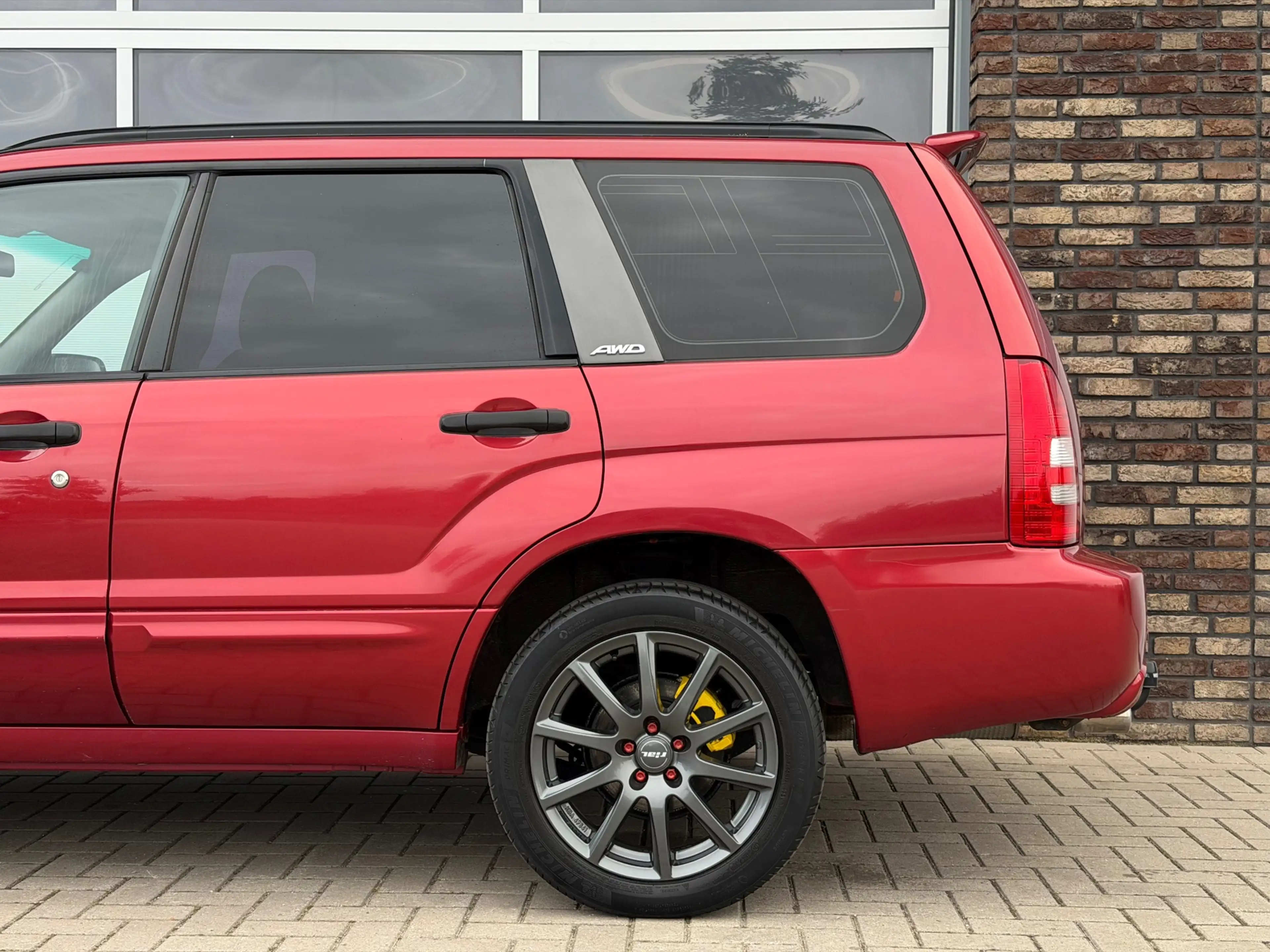 Subaru Forester 2.5 AWD XT — photo 8