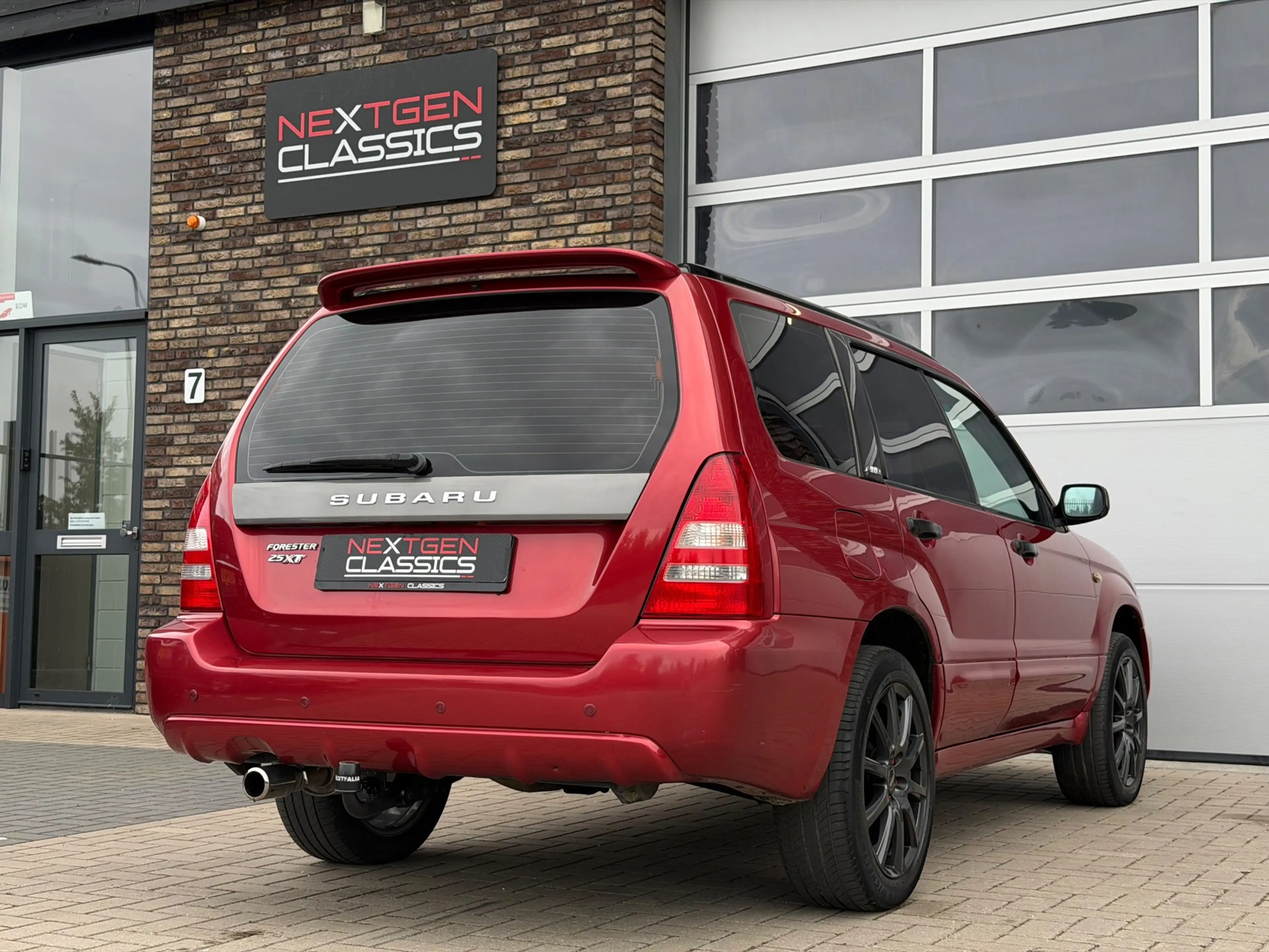 Subaru Forester 2.5 AWD XT — photo 13