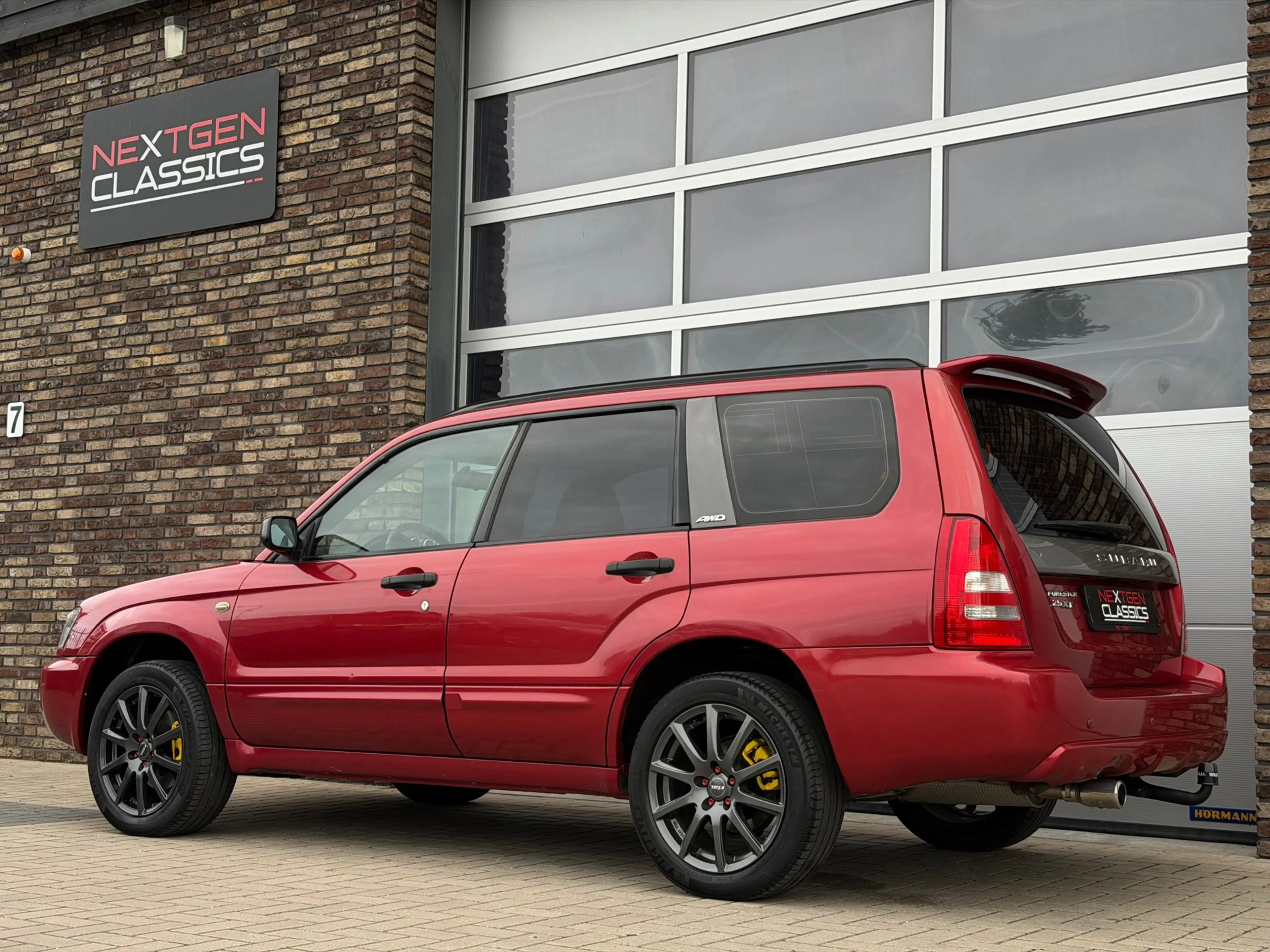 Subaru Forester 2.5 AWD XT — photo 9